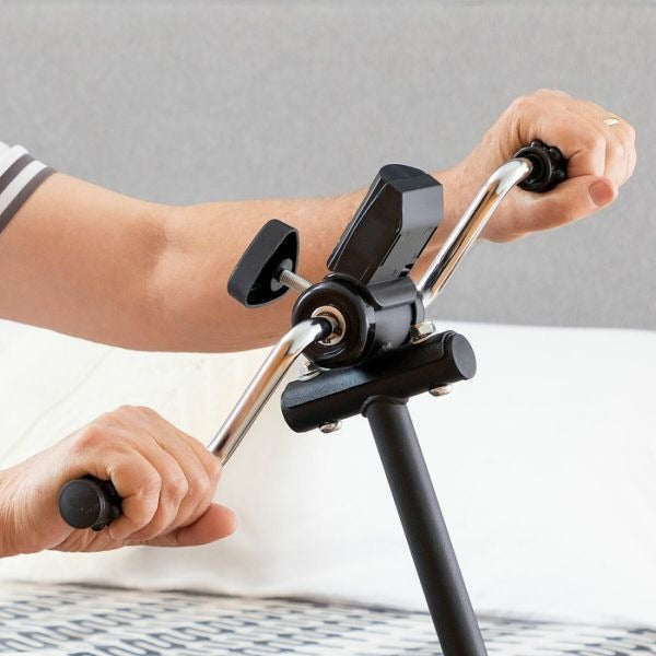 Pédalier d'exercise دراجة كبار السن و اعادة التأهيل