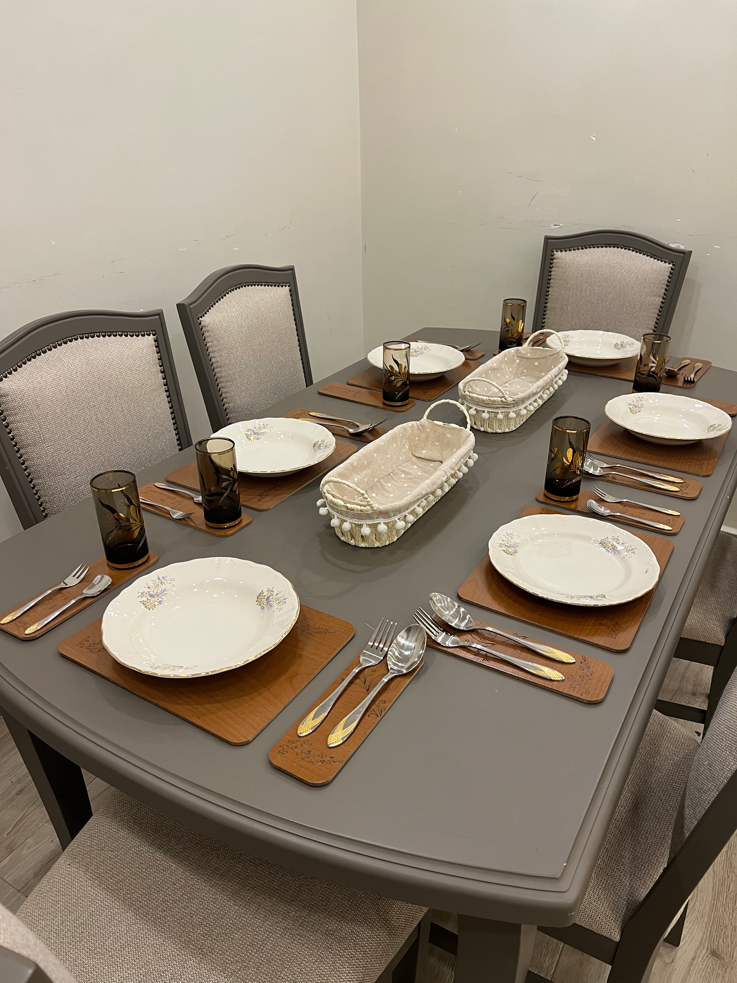 set de table plaqué en hetre 3 pieces حامل الصحون و المعالق