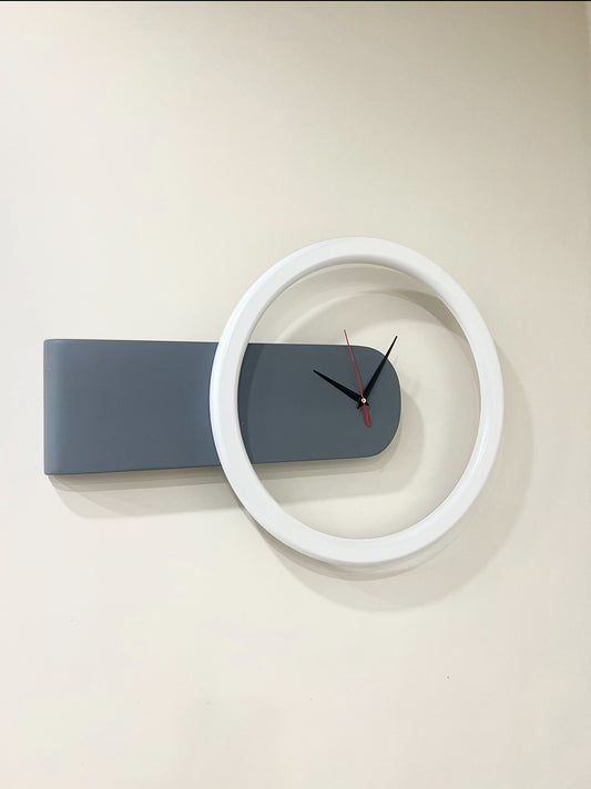 Horloge murale moderne en Hetre blanche et grise